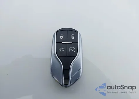 2023 Maserati Levante Modena z USA, uszkodzony, nr VIN ZN661YUMXPX414650